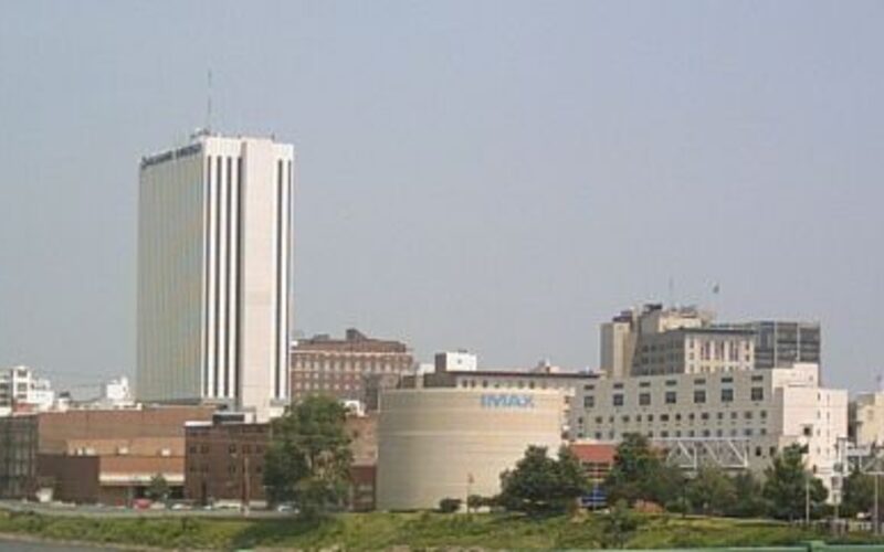 Cedar Rapids, Iowa skyline with IMAX theater