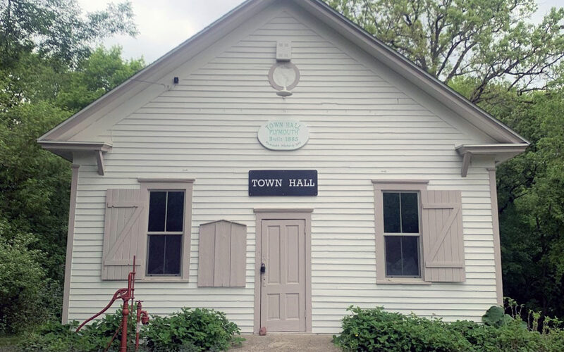 Plymouth Minnesota corporate campus and Medicine Lake area