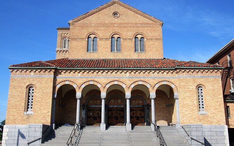 Romanesque-style brick church in Saint Cloud, Minnesota