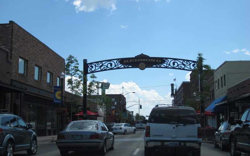 Redmond, Oregon downtown area with Cascade Mountain views