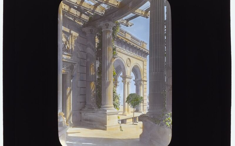 The Breakers mansion in Newport, Rhode Island — a Gilded Age Vanderbilt estate overlooking the Atlantic Ocean