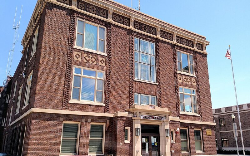 Aberdeen Municipal Building in Aberdeen, South Dakota