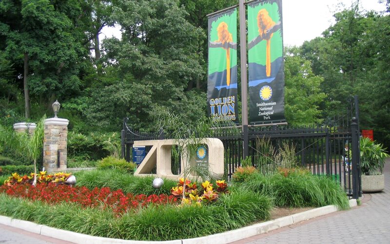 Entrance gate to the Smithsonian National Zoo in Washington DC