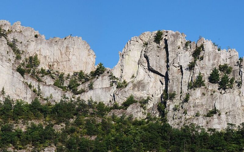 Seneca Rocks dramatic quartzite fin formation rising above the North Fork River valley in West Virginia